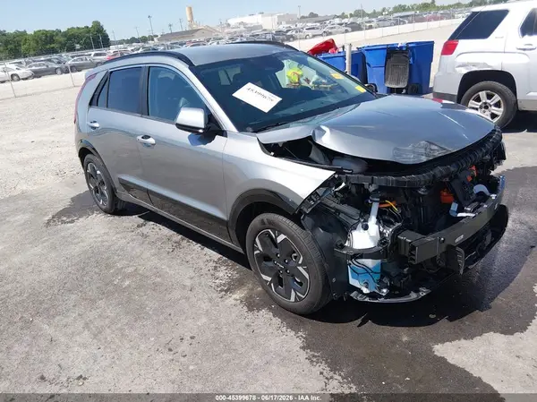KNDCR3L15R5117839 2024 KIA NIRO - Image 1