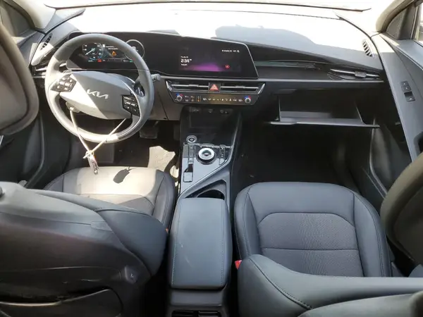 KNDCR3L15R5117954 2024 KIA NIRO - Image 8
