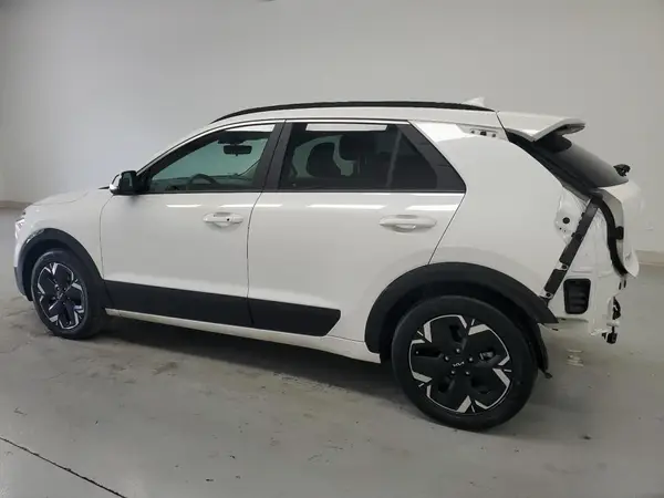 KNDCR3L15R5121728 2024 KIA NIRO - Image 2