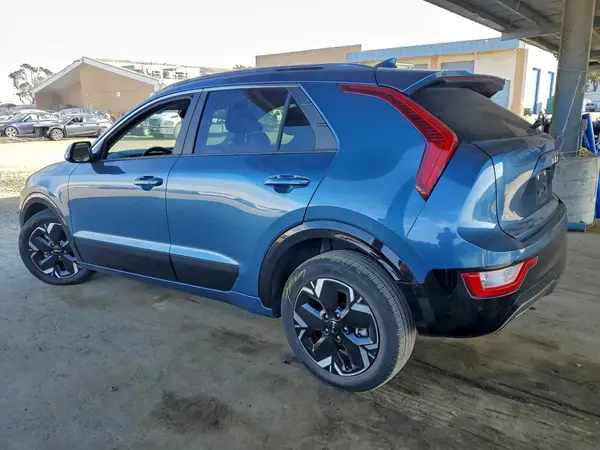 KNDCR3L15R5126024 2024 KIA NIRO - Image 2