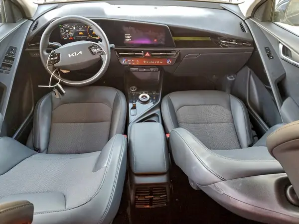 KNDCR3L15R5126024 2024 KIA NIRO - Image 8