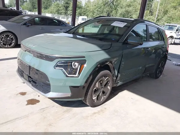 KNDCR3L15R5128209 2024 KIA NIRO - Image 2