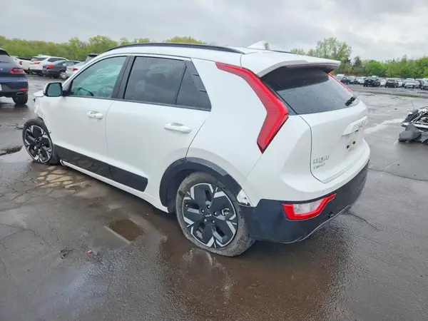 KNDCR3L15S5132900 2025 KIA NIRO - Image 2