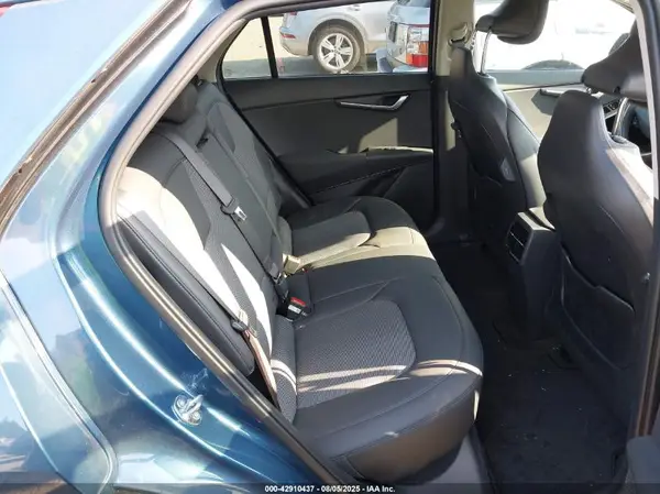 KNDCR3L15S5143184 2025 KIA NIRO - Image 8