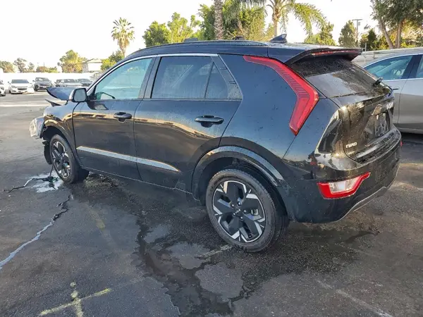 KNDCR3L16P5022946 2023 KIA NIRO - Image 2
