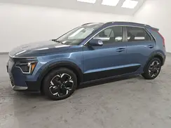 KNDCR3L16P5025572 2023 KIA NIRO