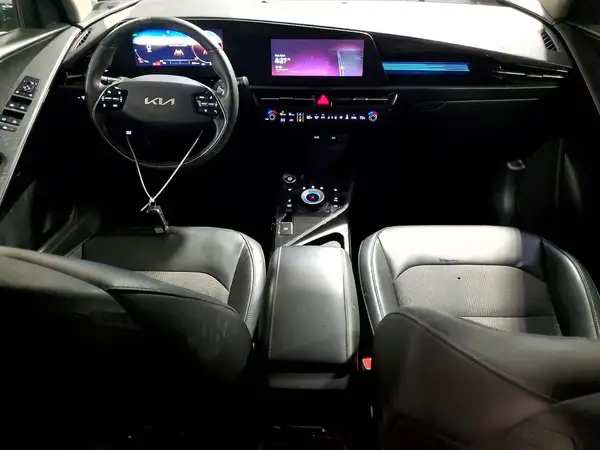 KNDCR3L16P5026379 2023 KIA NIRO - Image 8
