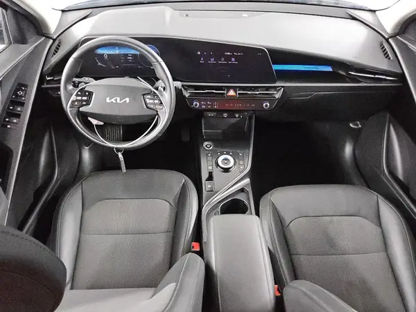 KNDCR3L16P5027774 2023 KIA NIRO - Image 8