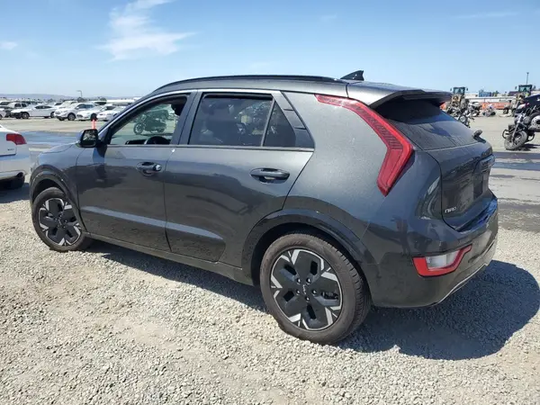 KNDCR3L16P5028424 2023 KIA NIRO - Image 2