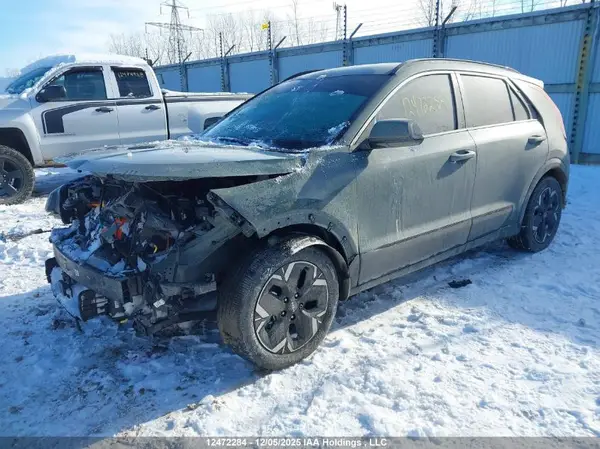 KNDCR3L16P5034904 2023 KIA NIRO - Image 2