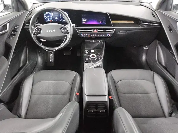KNDCR3L16P5036507 2023 KIA NIRO - Image 8