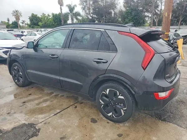 KNDCR3L16P5037219 2023 KIA NIRO - Image 2
