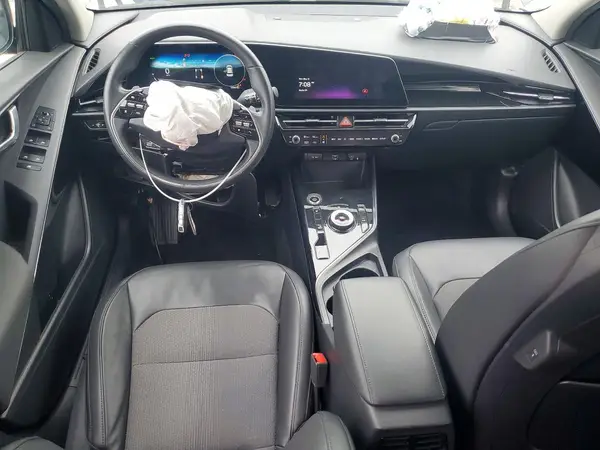 KNDCR3L16P5037219 2023 KIA NIRO - Image 8