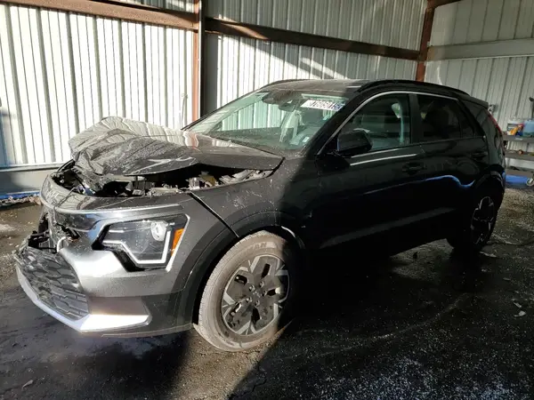 KNDCR3L16P5048401 2023 KIA NIRO - Image 1
