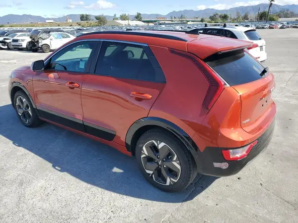 KNDCR3L16P5065277 2023 KIA NIRO - Image 2