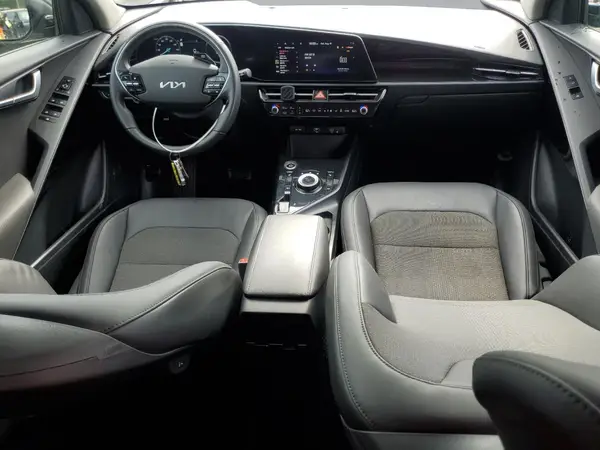KNDCR3L16R5086987 2024 KIA NIRO - Image 8