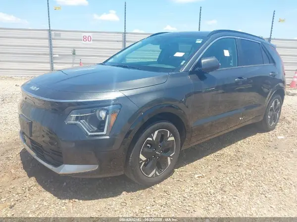 KNDCR3L16R5091302 2024 KIA NIRO - Image 2