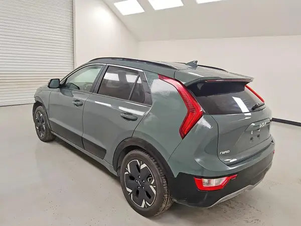KNDCR3L16R5098119 2024 KIA NIRO - Image 2