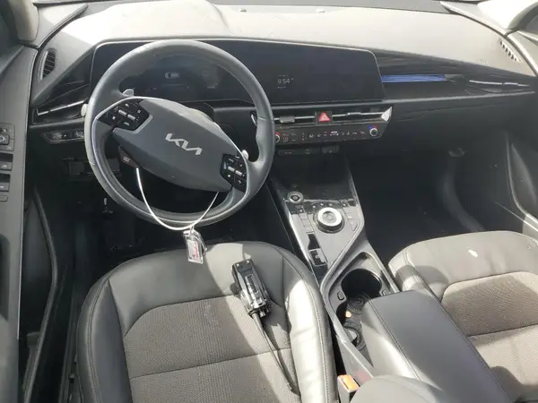 KNDCR3L16R5107515 2024 KIA NIRO - Image 8