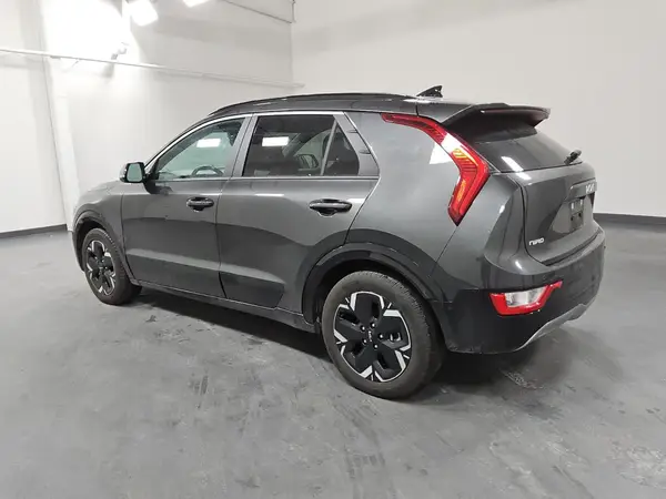 KNDCR3L16R5111919 2024 KIA NIRO - Image 2