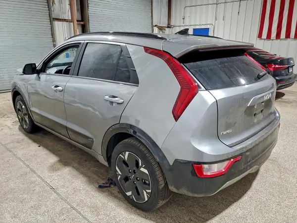 KNDCR3L16R5121821 2024 KIA NIRO - Image 2