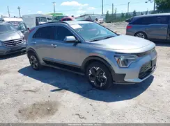 KNDCR3L16R5121883 2024 KIA NIRO