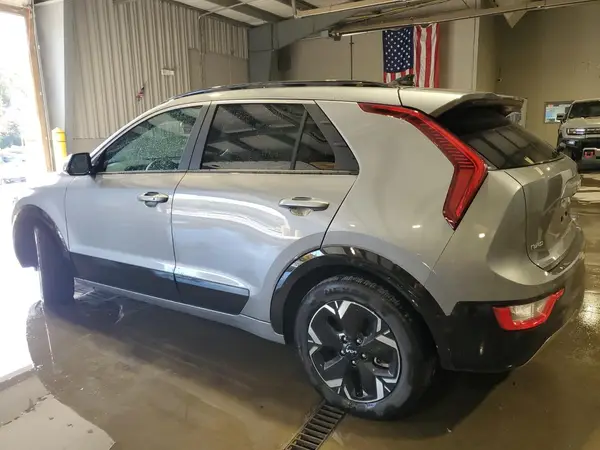 KNDCR3L16R5121916 2024 KIA NIRO - Image 2