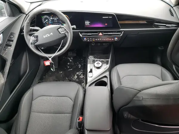 KNDCR3L16S5135059 2025 KIA NIRO - Image 8