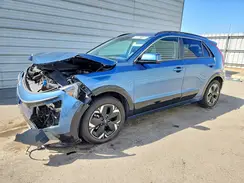 KNDCR3L17P5021837 2023 KIA NIRO