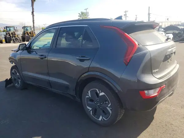 KNDCR3L17P5028383 2023 KIA NIRO - Image 2