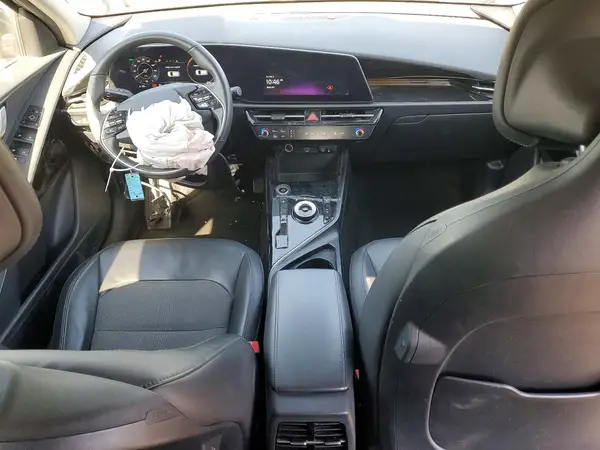 KNDCR3L17P5028383 2023 KIA NIRO - Image 8