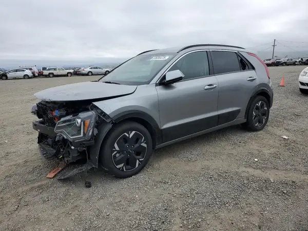 KNDCR3L17P5028884 2023 KIA NIRO - Image 1