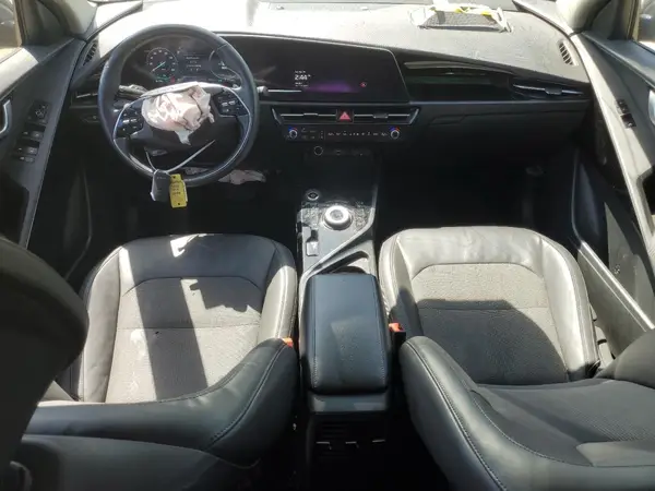 KNDCR3L17P5029811 2023 KIA NIRO - Image 8