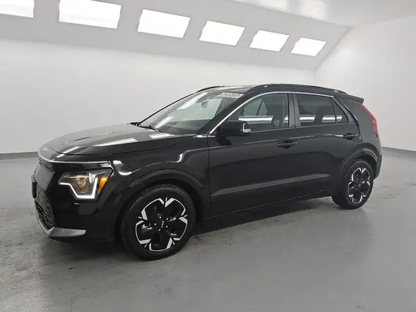 KNDCR3L17P5033776 2023 KIA NIRO - Image 1