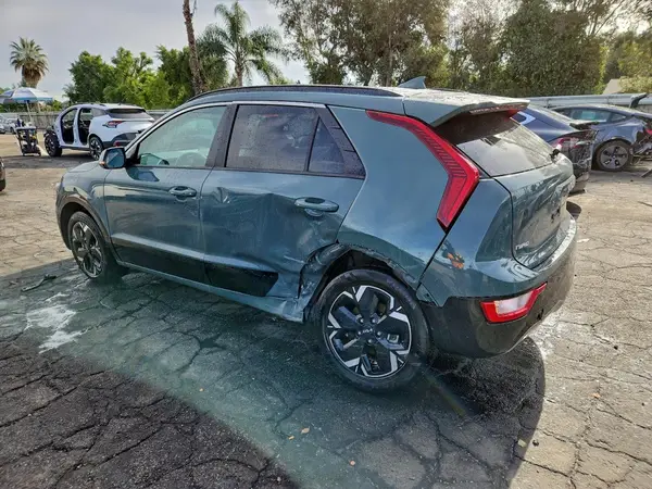 KNDCR3L17P5033812 2023 KIA NIRO - Image 2
