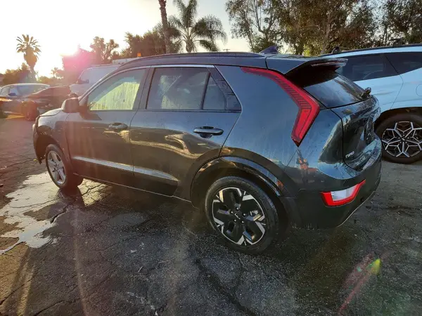 KNDCR3L17P5034426 2023 KIA NIRO - Image 2