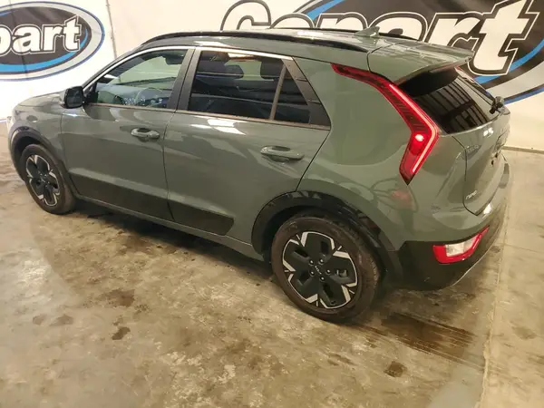 KNDCR3L17P5045197 2023 KIA NIRO - Image 2