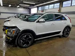 KNDCR3L17P5045247 2023 KIA NIRO