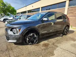 KNDCR3L17P5045295 2023 KIA NIRO