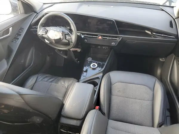 KNDCR3L17P5045913 2023 KIA NIRO - Image 8