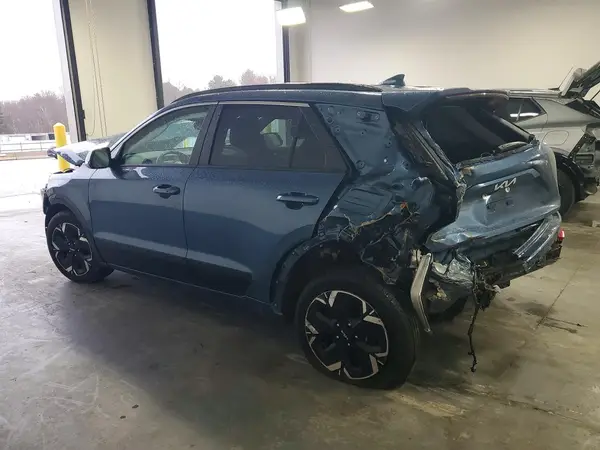 KNDCR3L17P5045930 2023 KIA NIRO - Image 2