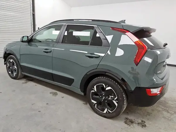 KNDCR3L17P5046303 2023 KIA NIRO - Image 2