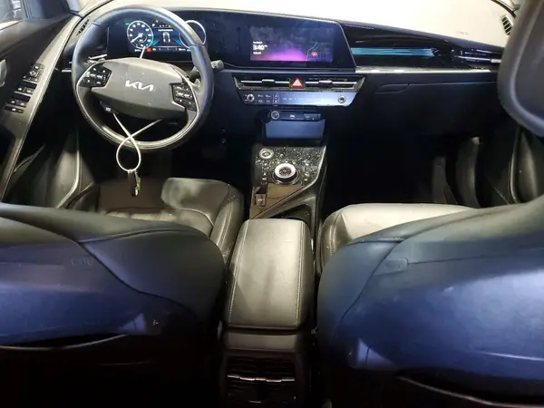 KNDCR3L17P5051601 2023 KIA NIRO - Image 8
