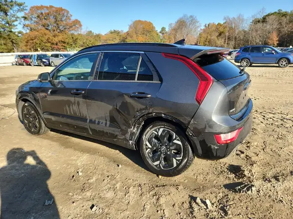 KNDCR3L17P5056023 2023 KIA NIRO - Image 2