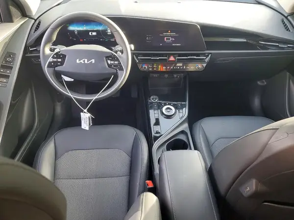 KNDCR3L17P5061965 2023 KIA NIRO - Image 8