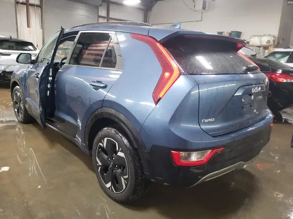 KNDCR3L17P5072447 2023 KIA NIRO - Image 2
