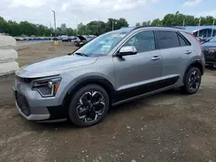 KNDCR3L17P5075476 2023 KIA NIRO