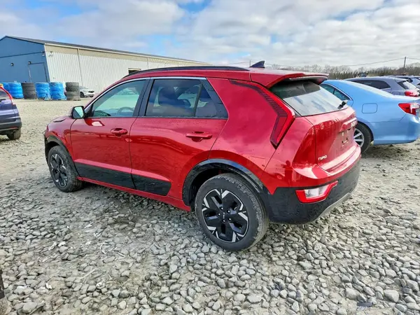 KNDCR3L17R5082558 2024 KIA NIRO - Image 2