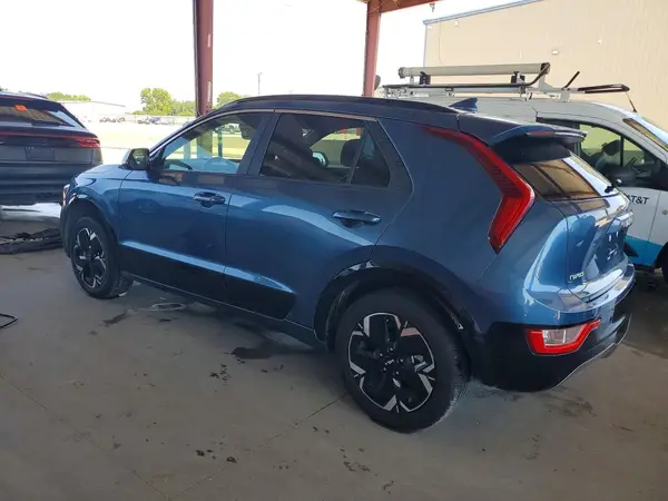 KNDCR3L17R5098064 2024 KIA NIRO - Image 2