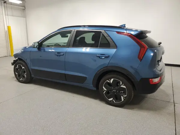 KNDCR3L17R5103215 2024 KIA NIRO - Image 2